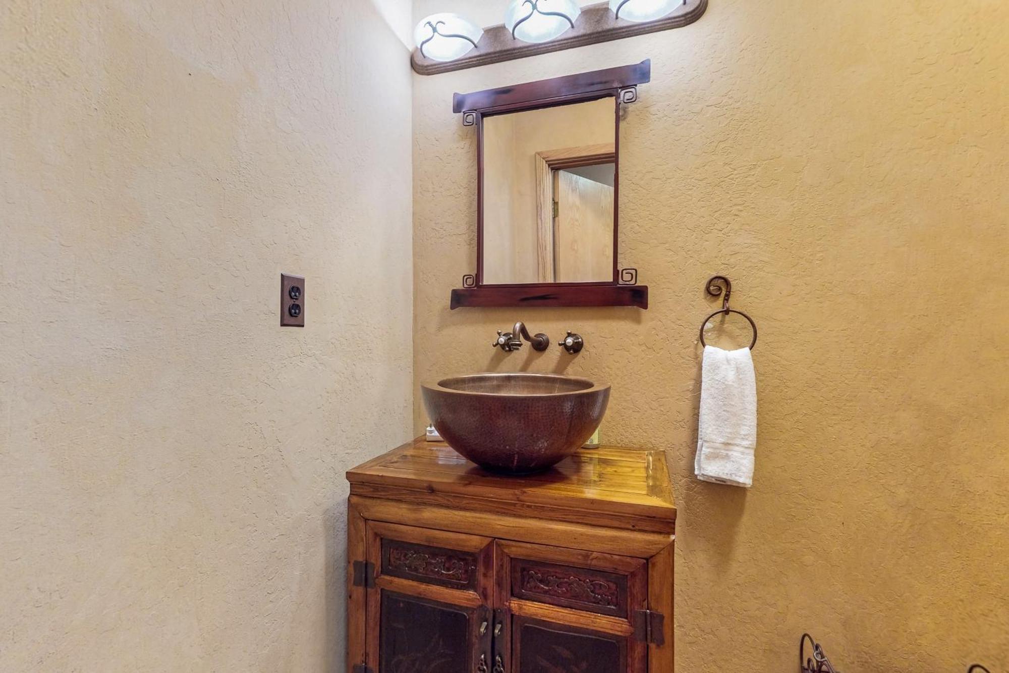 Tastefully-Updated, Classic Tahoe Family Home Truckee Exteriör bild