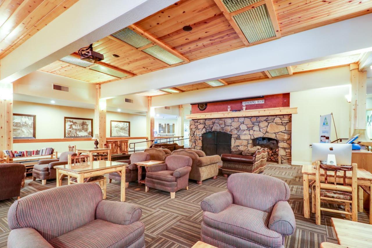 Tastefully-Updated, Classic Tahoe Family Home Truckee Exteriör bild