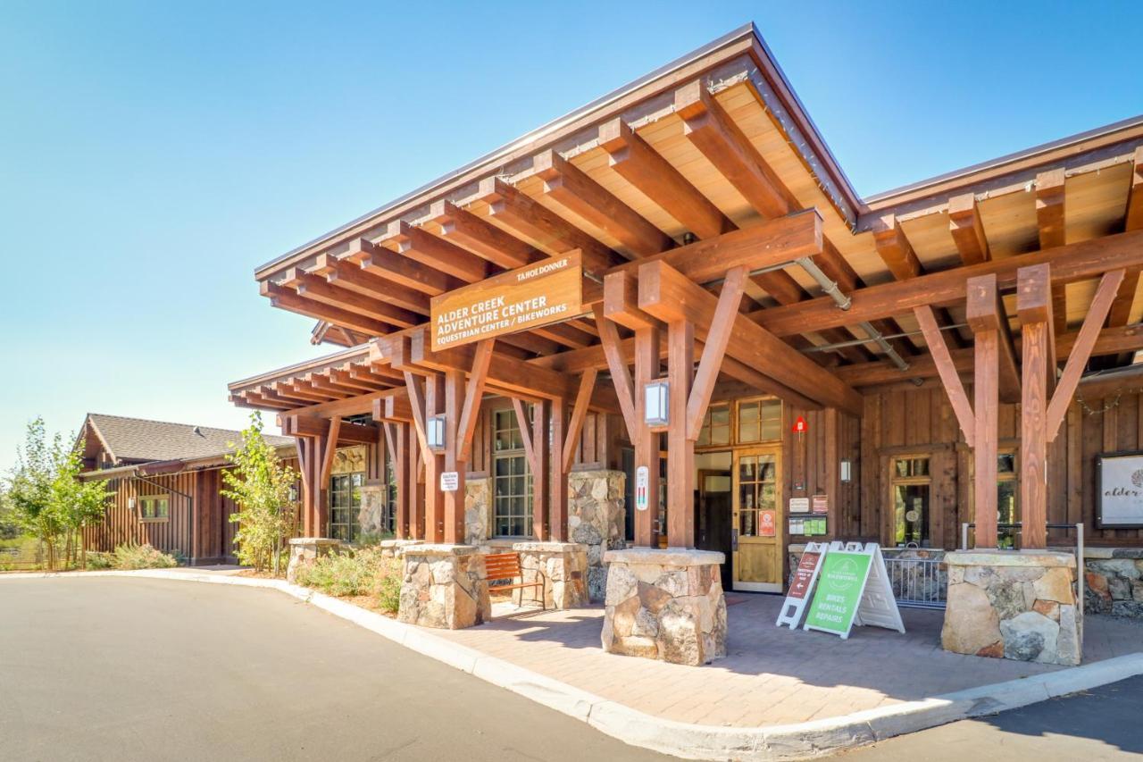 Tastefully-Updated, Classic Tahoe Family Home Truckee Exteriör bild