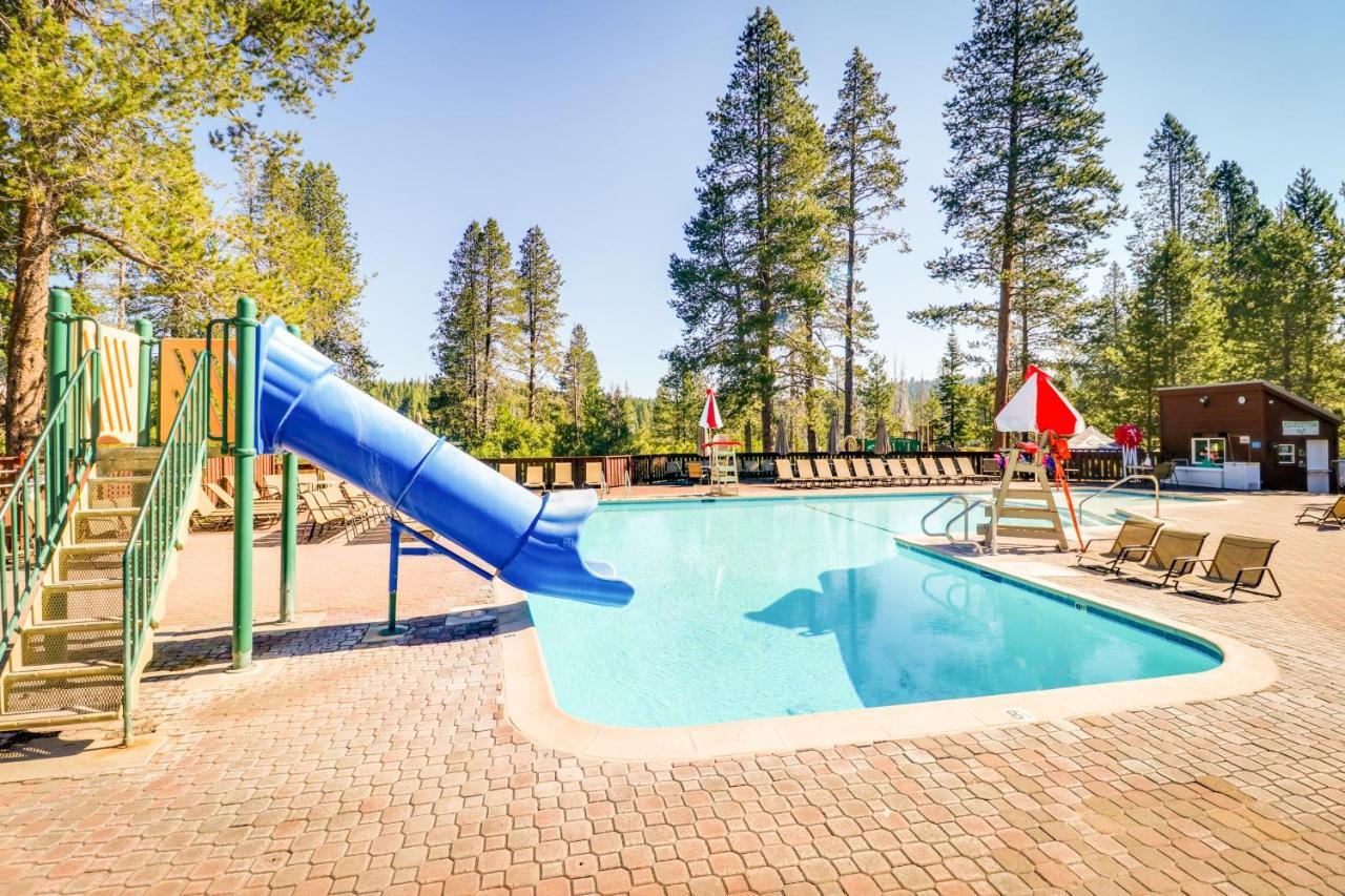 Tastefully-Updated, Classic Tahoe Family Home Truckee Exteriör bild